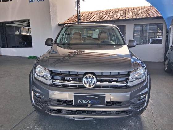VOLKSWAGEN AMAROK 2.0 TRENDLINE 4X4 CD 16V TURBO INTERCOOLER DIESEL 4P AUTOMÁTICO VOLKSWAGEN AMAROK 2.0 TRENDLINE 4X4 CD 16V TURBO INTERCOOLER DIESEL 4P AUTOMÁTICO
